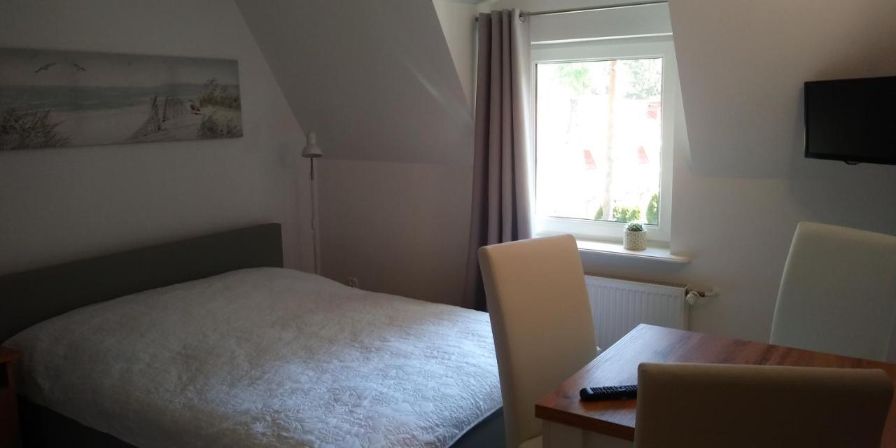 Dom Goscinny Przy Lesie Pobierowo Exterior foto